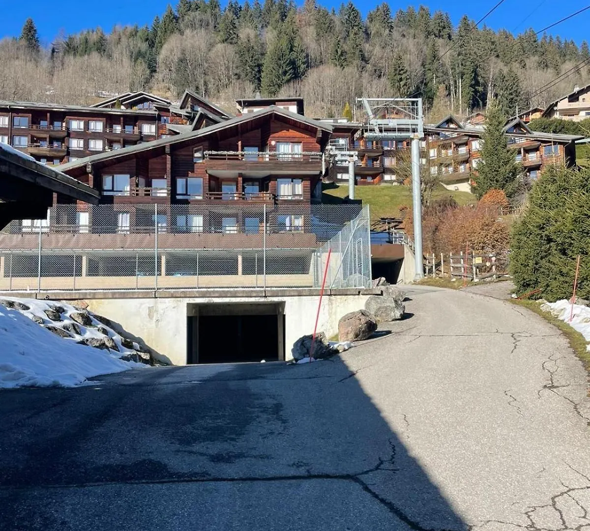 Studio Cabine Cosy A 5Min A Pieds Des Pistes Et Du Centre Ville Les Gets France
